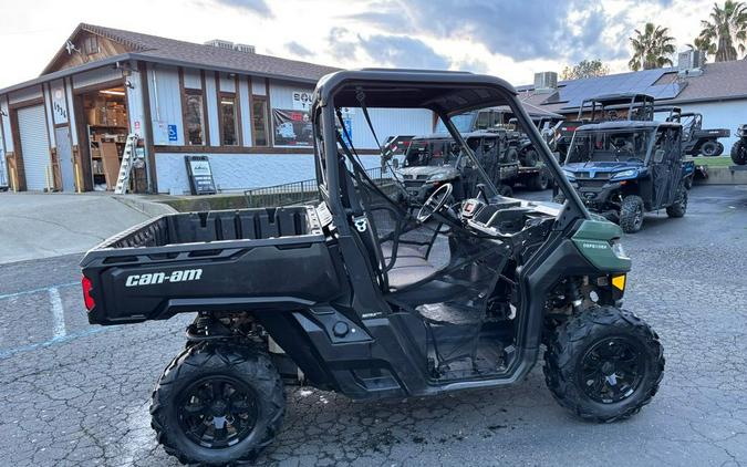 2024 Can-Am DEFENDER DPS HD7