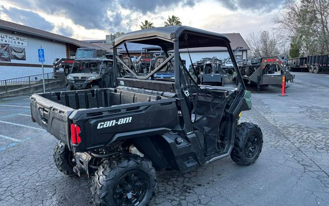 2024 Can-Am DEFENDER DPS HD7