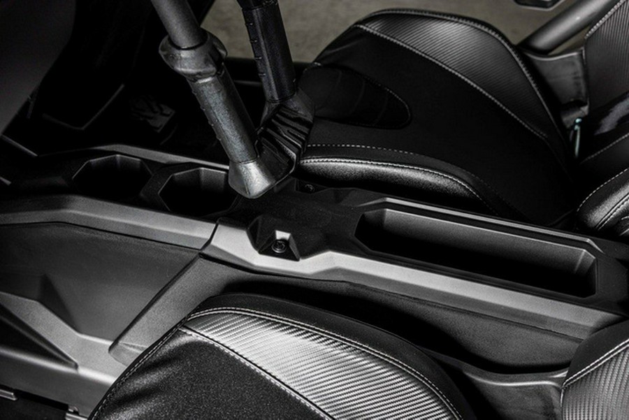 2026 Can-Am Maverick X3 Max X RS Turbo RR Triple Black_7.6 in.