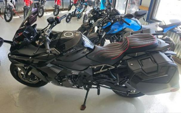 2022 Suzuki GSX-S1000GT+