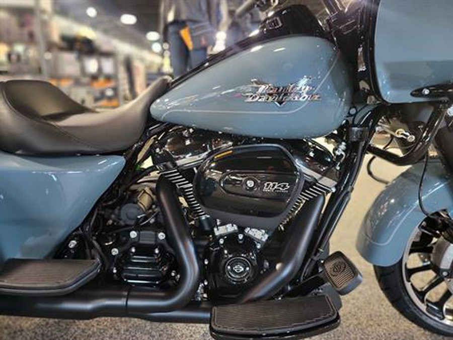 2024 Harley-Davidson Road Glide® 3