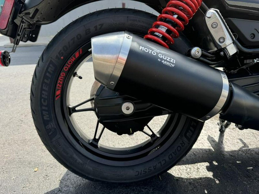 2024 Moto Guzzi V7 Stone Ten