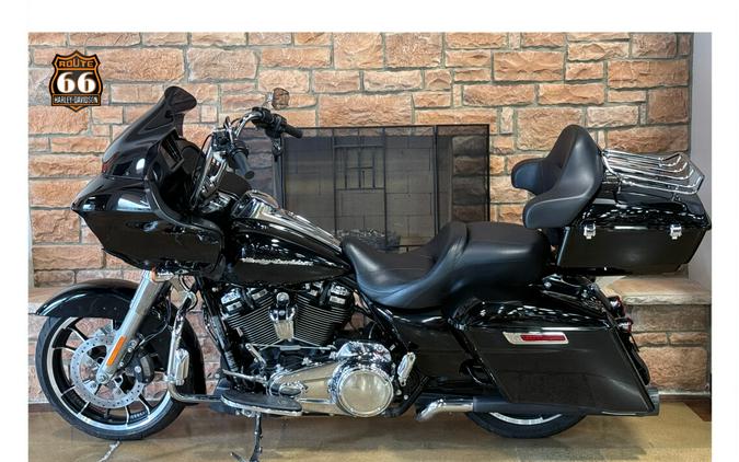 2020 Harley-Davidson® Road Glide® Vivid Black