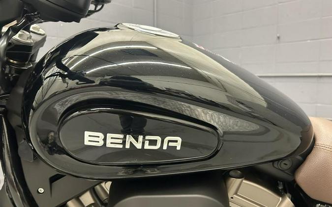 2025 Benda Chinchilla 300