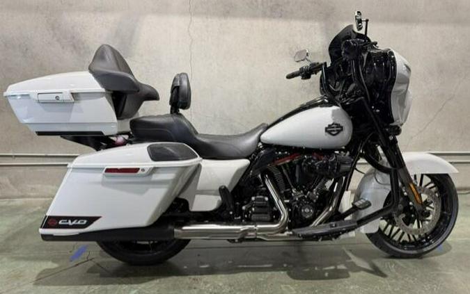 FLHXSE 2020 CVO™ Street Glide®
