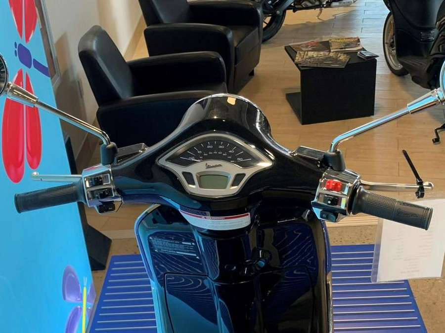 2023 Vespa Primavera 50