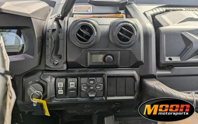 2024 Can-Am Defender MAX Limited HD10