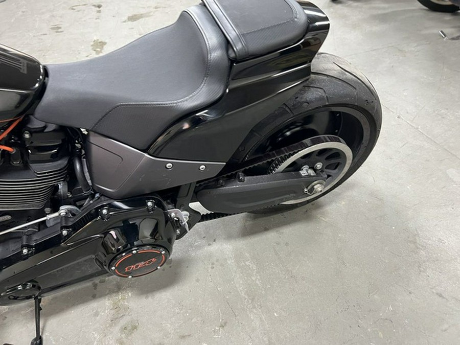 2019 Harley-Davidson FXDRS - FXDR 114