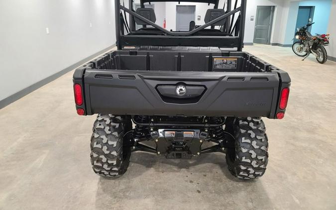 2025 Can-Am Defender MAX HD7