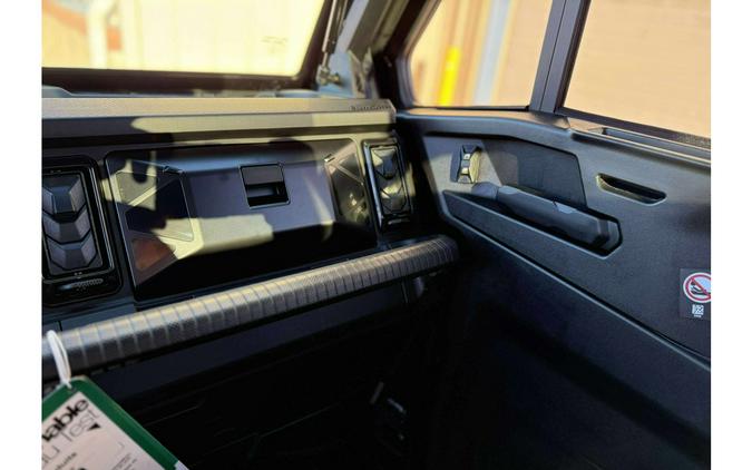 2026 Can-Am Defender Limited HD11