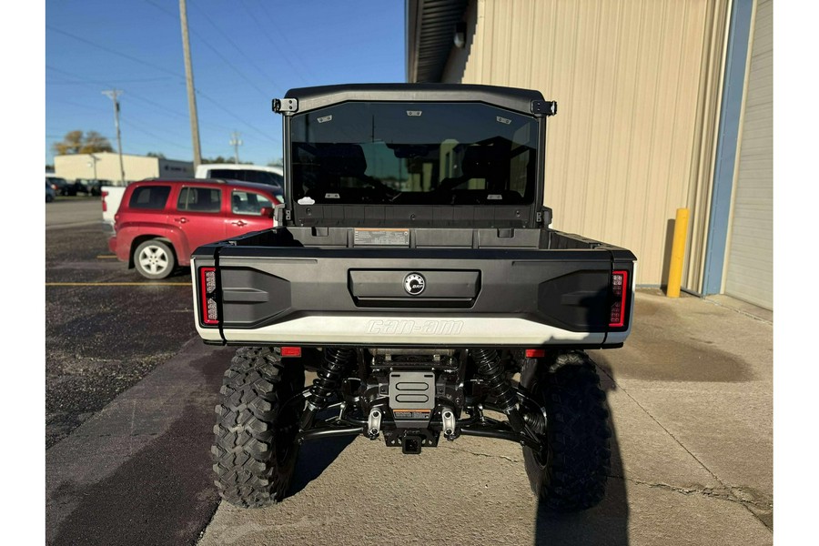 2026 Can-Am Defender Limited HD11