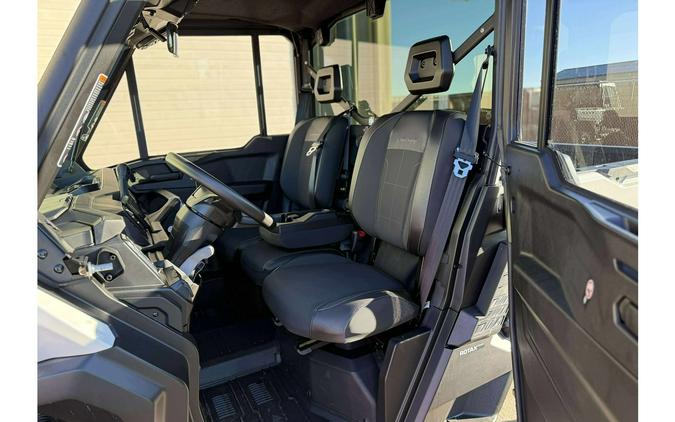 2026 Can-Am Defender Limited HD11