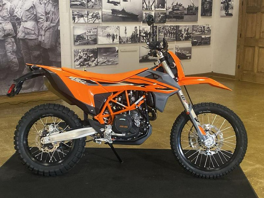 2024 KTM 690 Enduro R