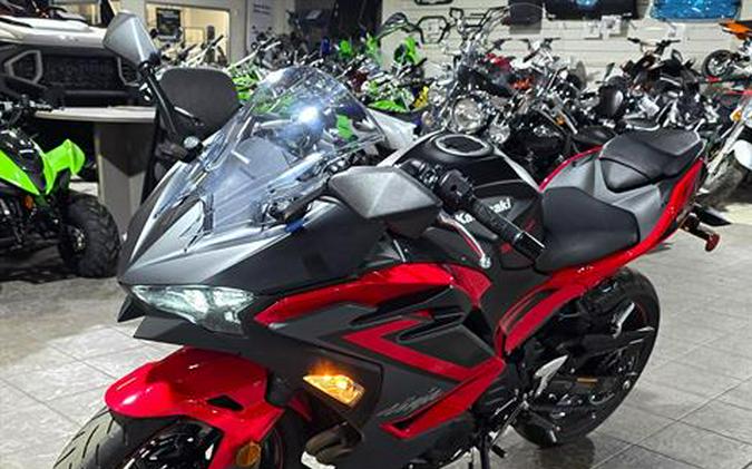 2025 Kawasaki Ninja 500 SE ABS