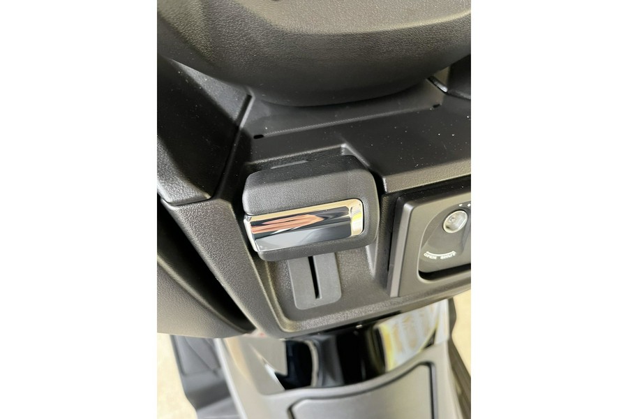 2025 Suzuki Burgman 400