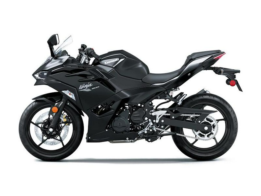 2026 Kawasaki Ninja® 500 ABS Metallic Flat Spark Black