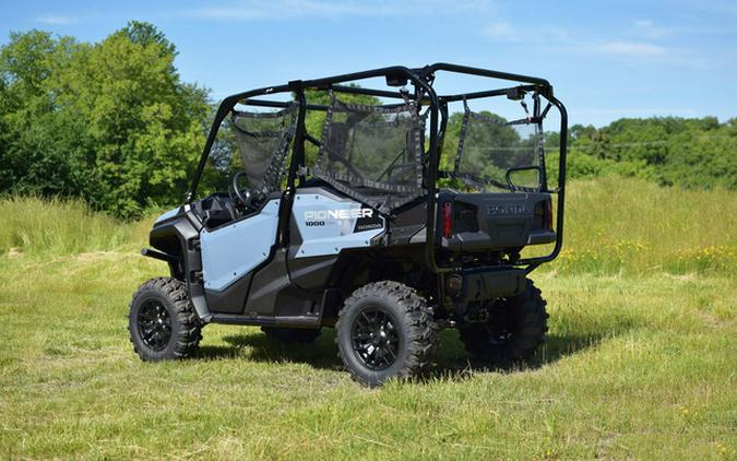 2024 Honda Pioneer 1000-5 Deluxe