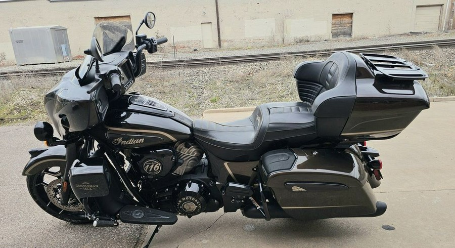 2021 Indian Motorcycle® Roadmaster® JD LE Whiskey Pearl/ Thunder Black Crystal