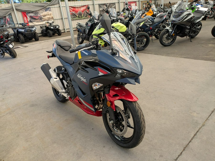 2026 Kawasaki Ninja® 500 ABS