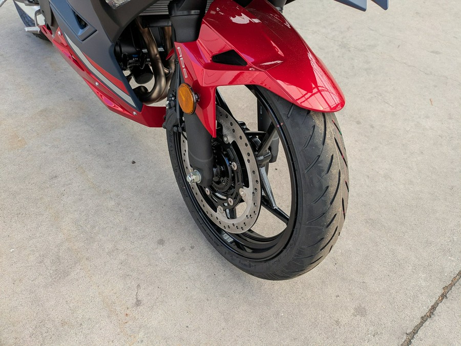 2026 Kawasaki Ninja® 500 ABS