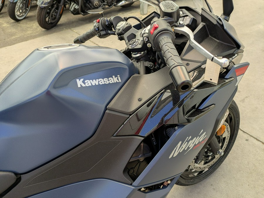 2026 Kawasaki Ninja® 500 ABS
