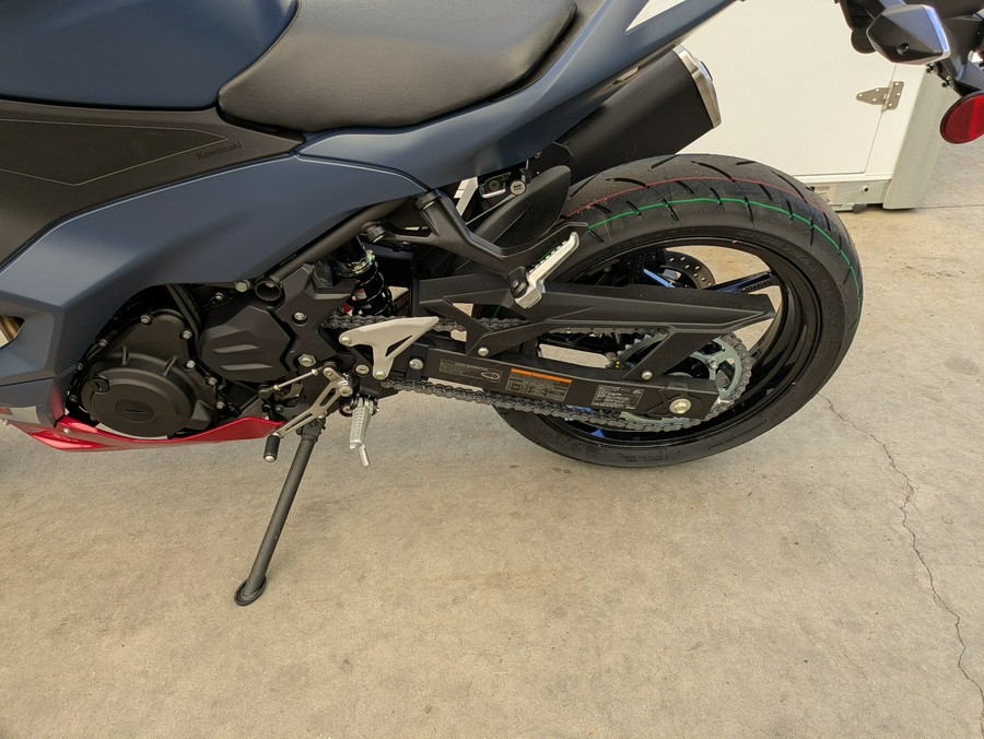 2026 Kawasaki Ninja® 500 ABS