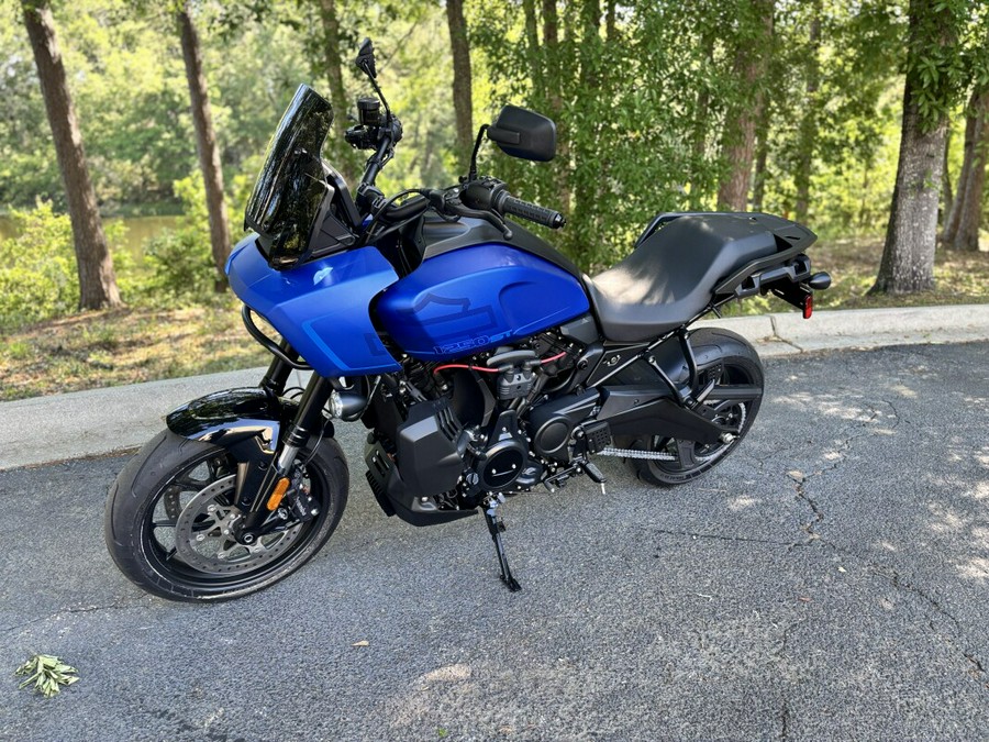 RA1250ST 2026 Pan America® 1250 ST