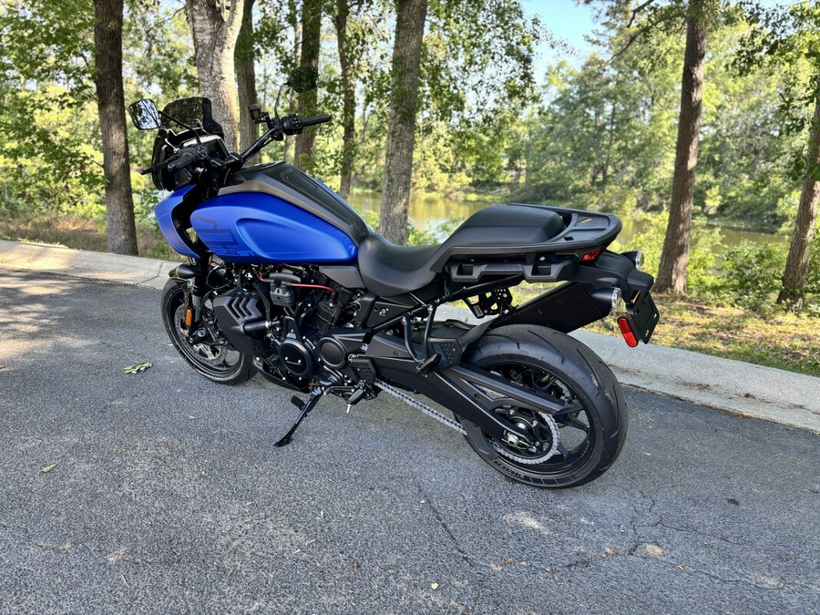 RA1250ST 2026 Pan America® 1250 ST