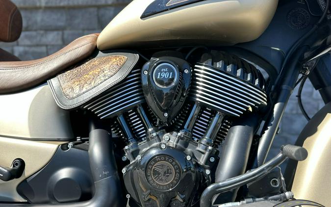 2022 Indian Motorcycle Chieftain® Dark Horse® Icon