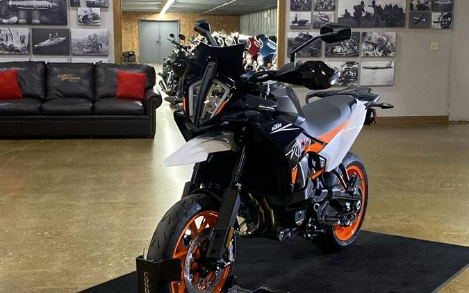 2024 KTM 890 SMT