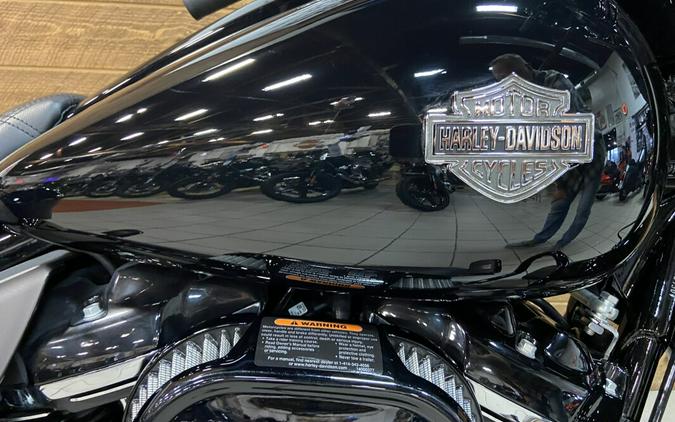 2023 Harley-Davidson® Street Glide® Special Vivid Black - Black Finish FLHXS