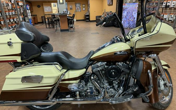 2011 FLTRUSE- CVO™ Road Glide® Ultra