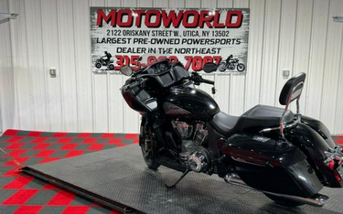 2023 Indian Motorcycle Challenger® Dark Horse®
