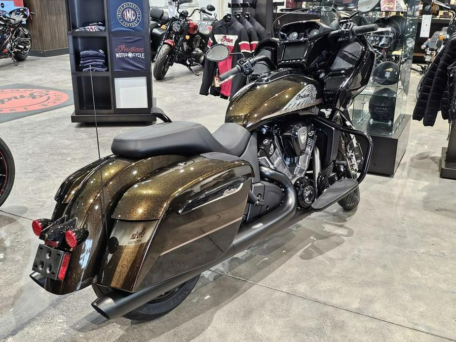 2024 Indian Motorcycle® Challenger® Dark Horse® Icon Smoky Quartz Metallic Pearl/Black Metallic