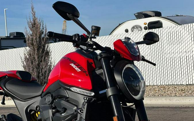 2024 Ducati Monster 937+