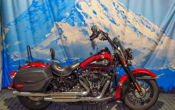 2020 Harley-Davidson FLHCS - Heritage Classic 114