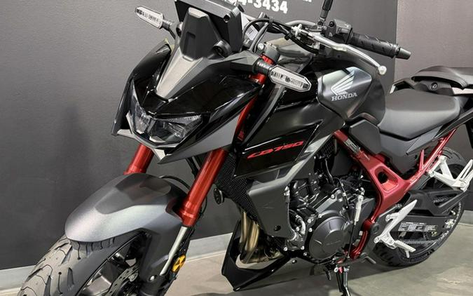 2026 Honda CB750 Hornet E-Clutch