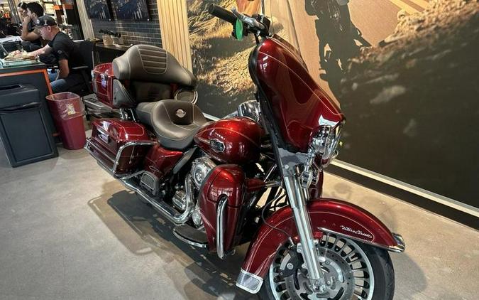 2009 Harley-Davidson® FLHTCU - Ultra Classic® Electra Glide®