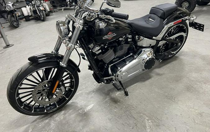 2025 Harley-Davidson Softail FXBR - Breakout