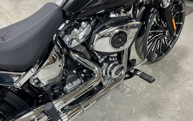 2025 Harley-Davidson Softail FXBR - Breakout