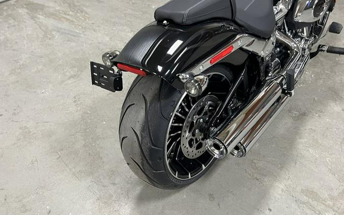 2025 Harley-Davidson Softail FXBR - Breakout