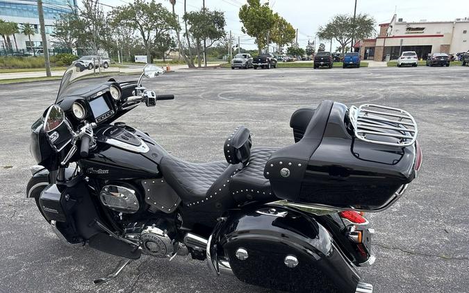 2019 Indian Motorcycle® Roadmaster® Thunder Black
