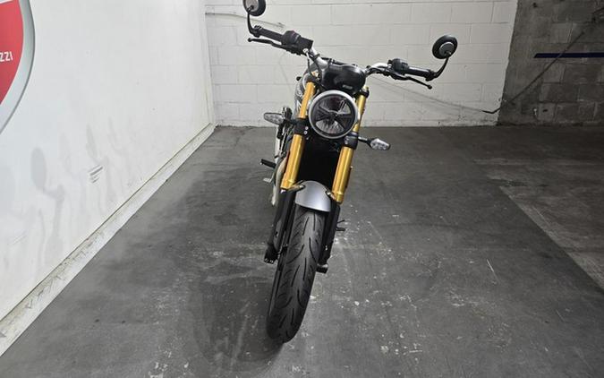 2025 Triumph Speed 400 Phantom Black / Storm Grey Carnival Red Storm Grey