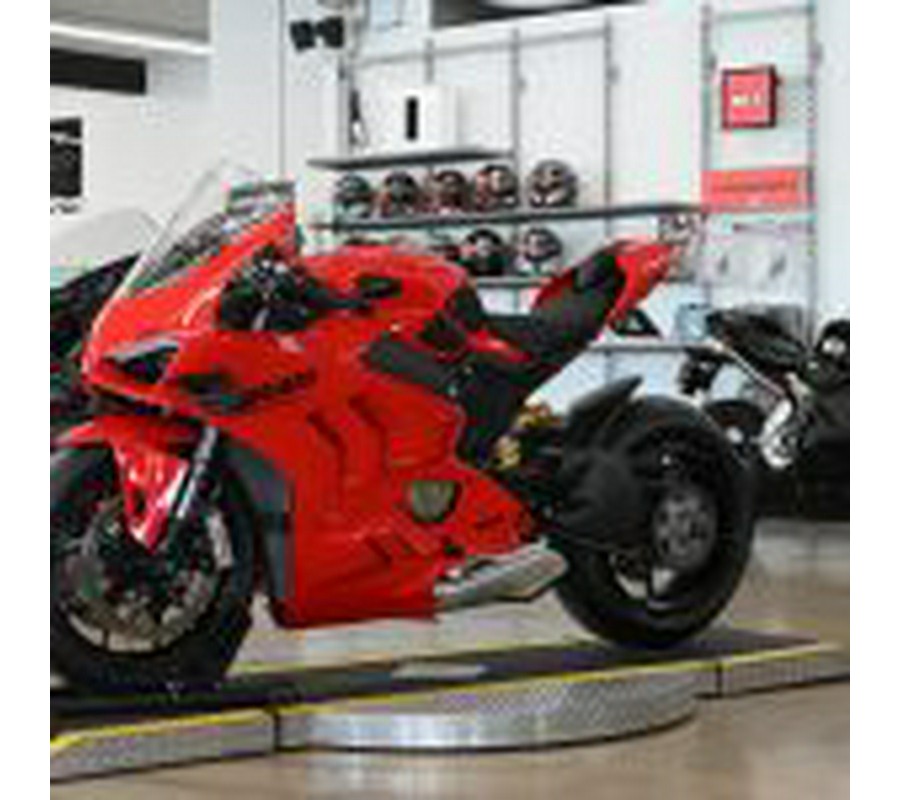 2023 Ducati Panigale V4