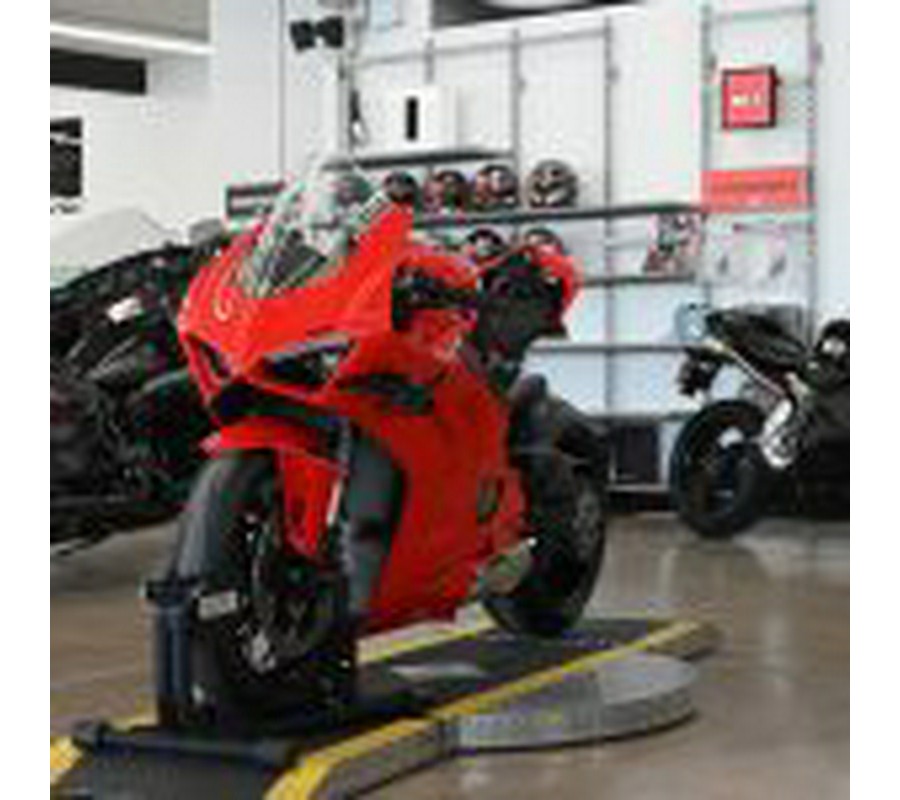 2023 Ducati Panigale V4