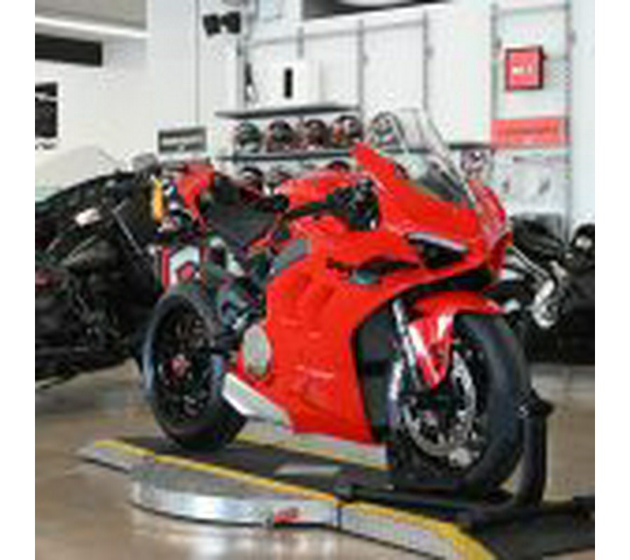 2023 Ducati Panigale V4