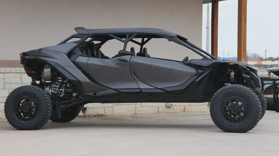 2026 CAN-AM MAVERICK R MAX X WITH SMART-SHOX 999T DCT