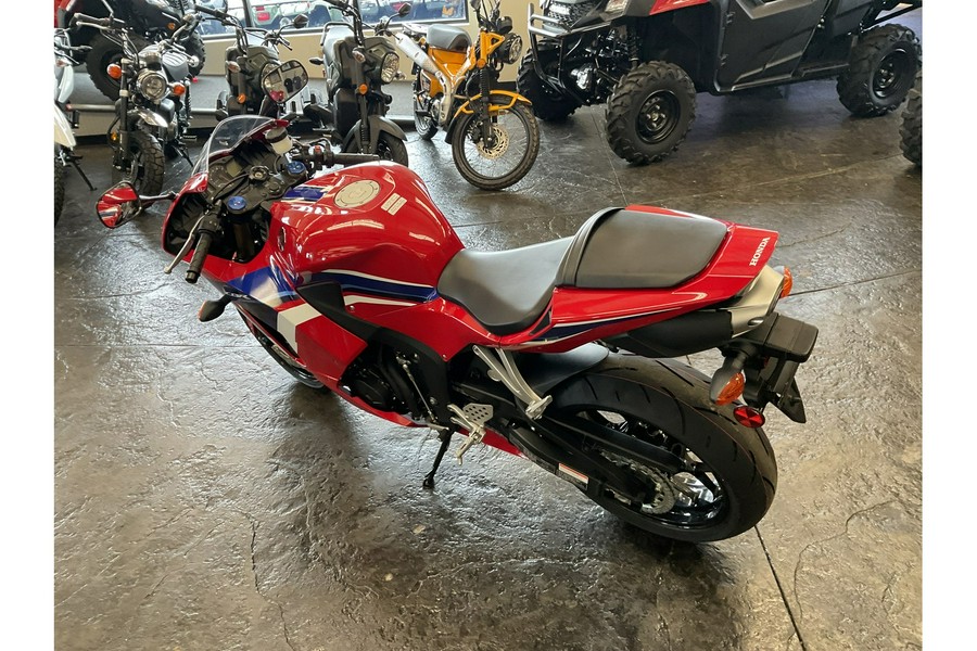 2024 Honda CBR600RR Base