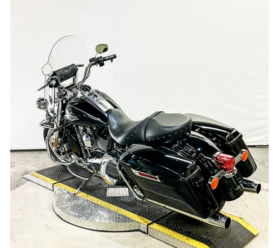 2015 Harley-Davidson® FLHR - Road King®