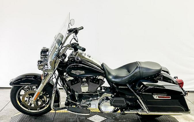 2015 Harley-Davidson® FLHR - Road King®